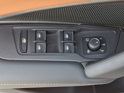 2025 Volkswagen Tiguan 2.0T SEL R-Line