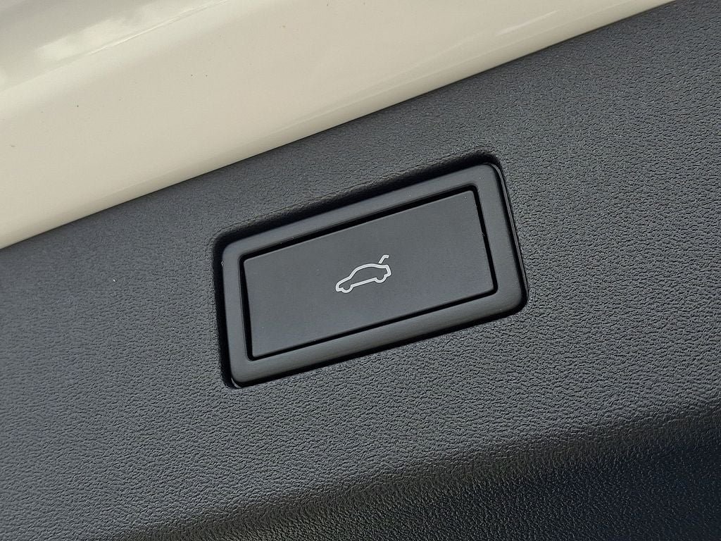 2025 Volkswagen Tiguan 2.0T SEL R-Line