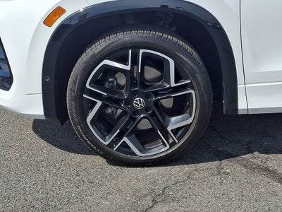 2025 Volkswagen Tiguan 2.0T SEL R-Line