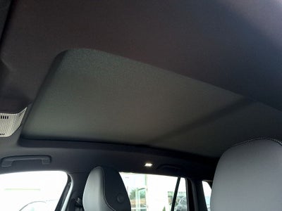 2025 Volkswagen Tiguan 2.0T SEL R-Line