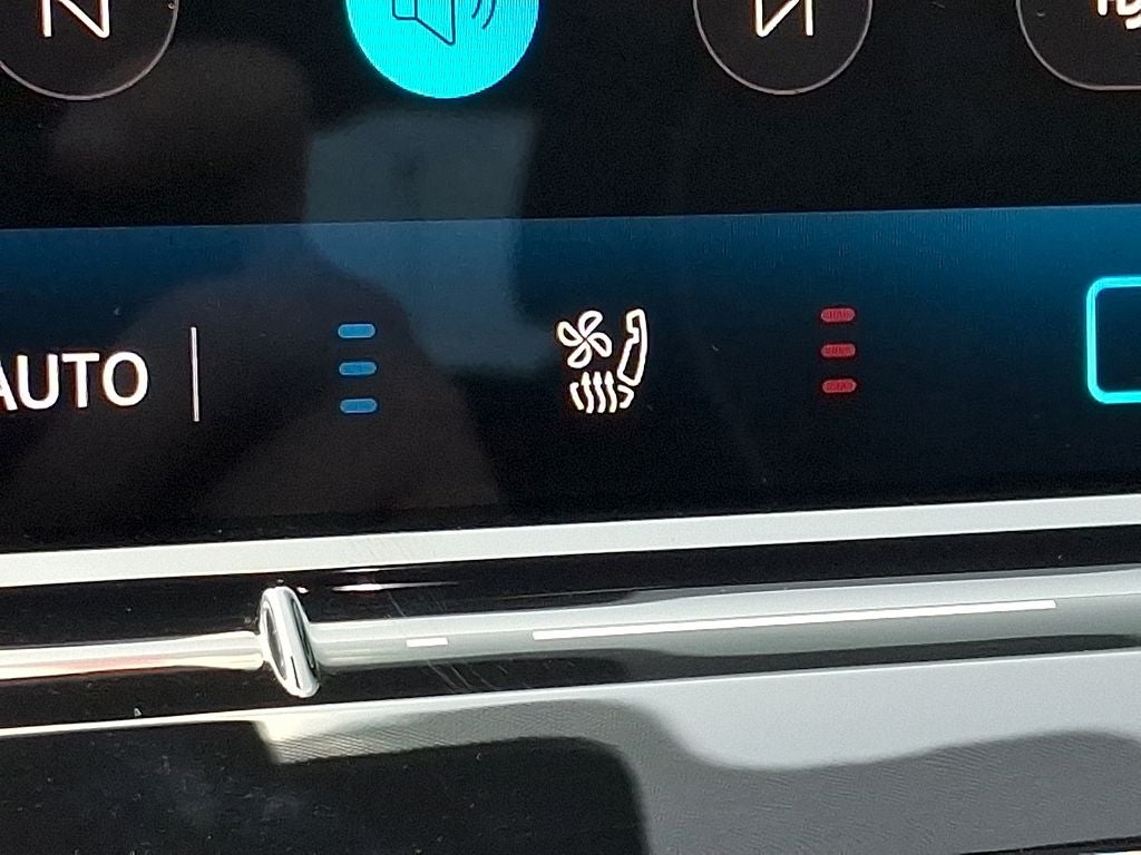 2025 Volkswagen Tiguan 2.0T SEL R-Line