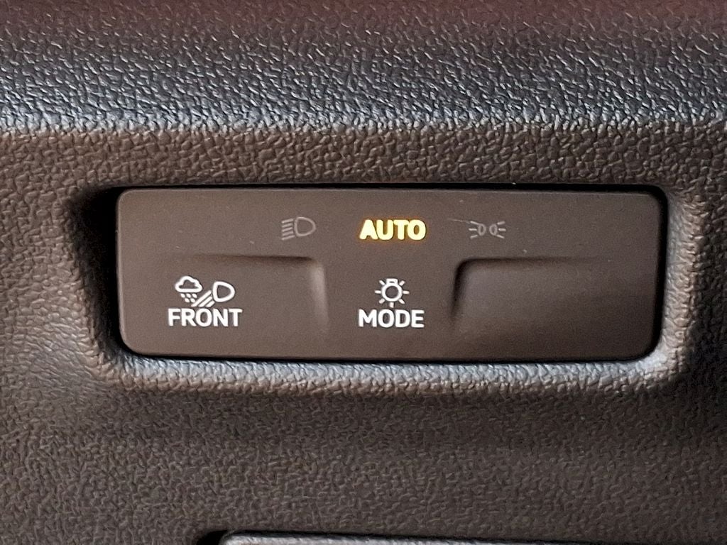 2025 Volkswagen Tiguan 2.0T SEL R-Line
