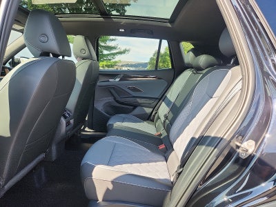 2025 Volkswagen Tiguan 2.0T SEL R-Line