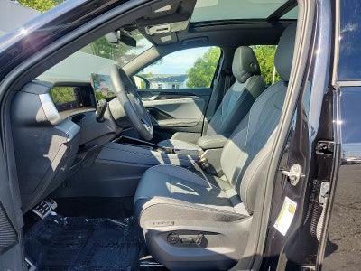 2025 Volkswagen Tiguan 2.0T SEL R-Line