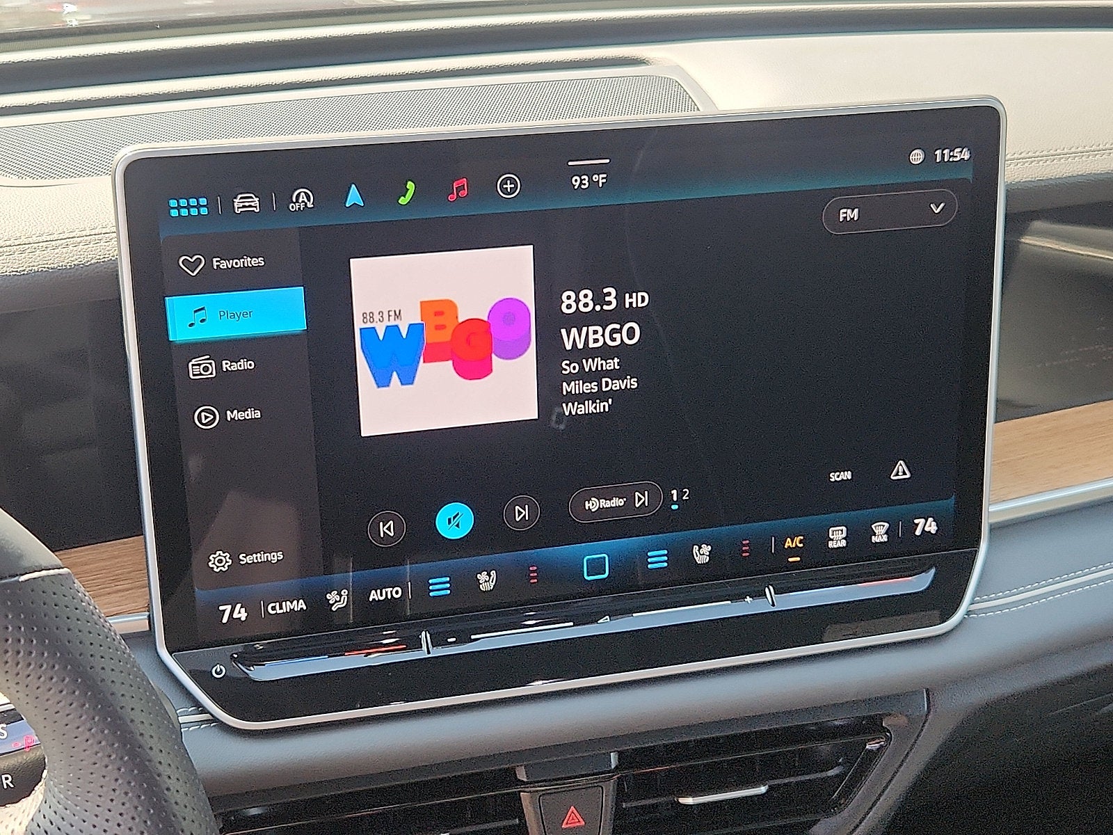 2025 Volkswagen Tiguan 2.0T SEL R-Line