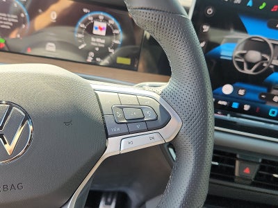 2025 Volkswagen Tiguan 2.0T SEL R-Line