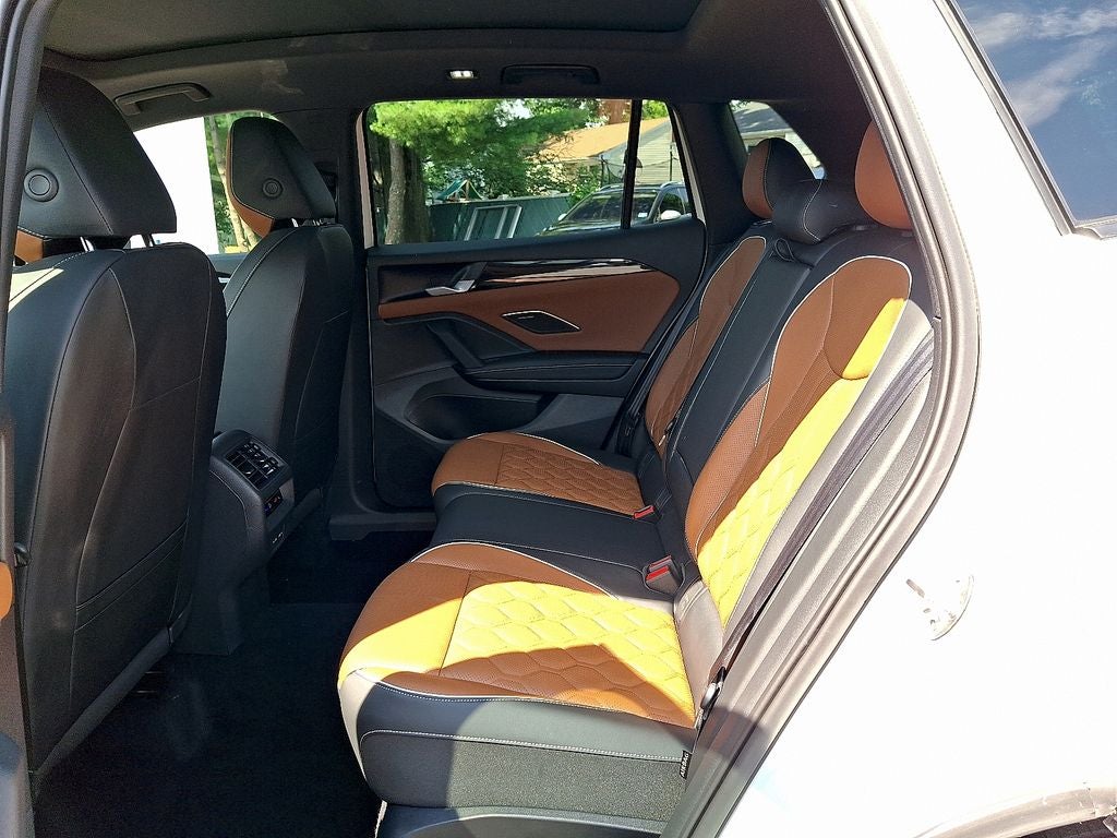 2025 Volkswagen Tiguan 2.0T SEL R-Line