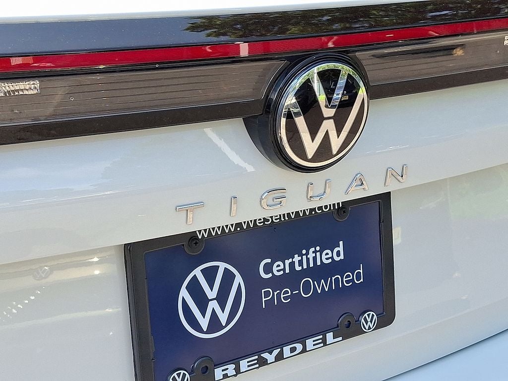 2025 Volkswagen Tiguan 2.0T SEL R-Line