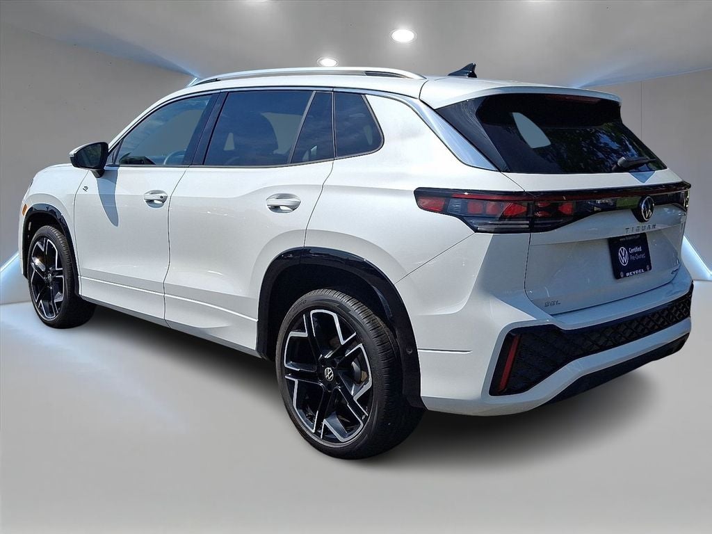 2025 Volkswagen Tiguan 2.0T SEL R-Line