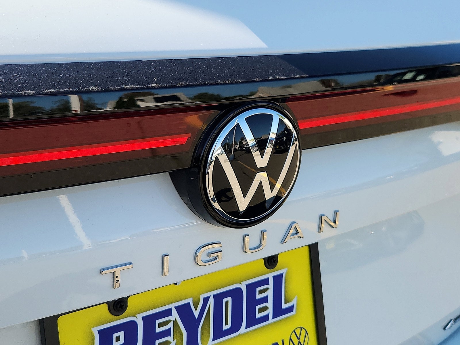 2026 Volkswagen Tiguan SE