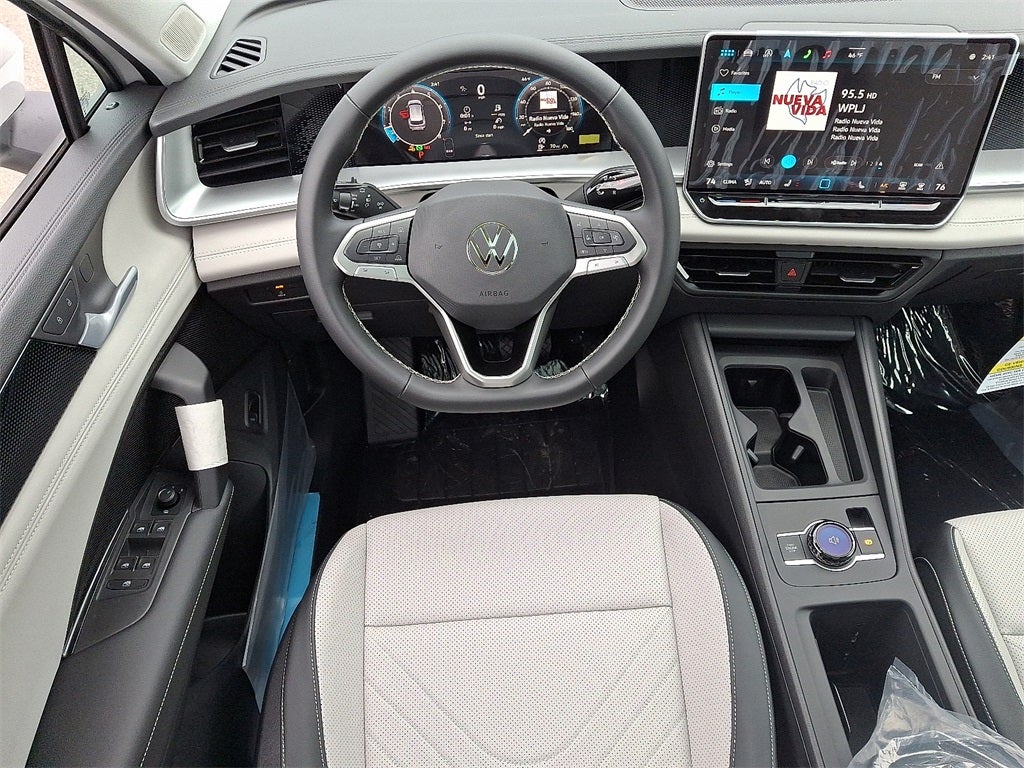 2025 Volkswagen Tiguan 2.0T SE
