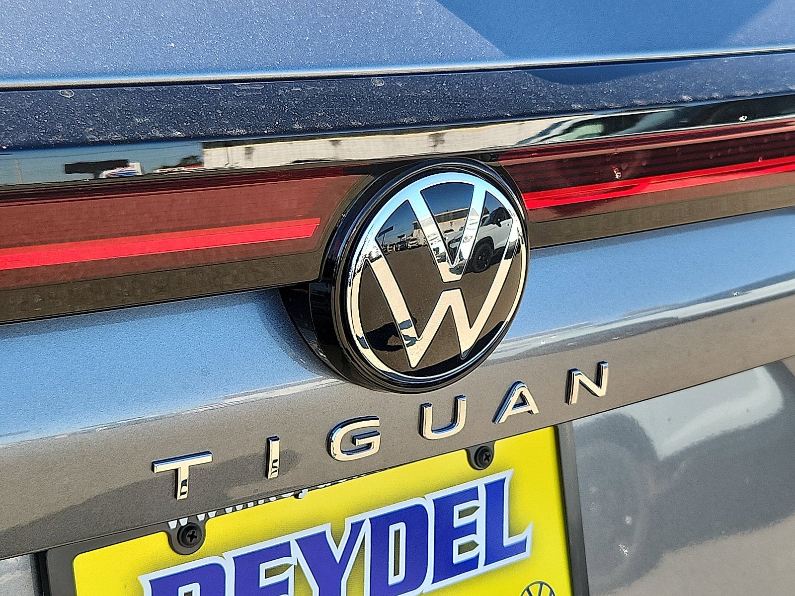 2026 Volkswagen Tiguan SE