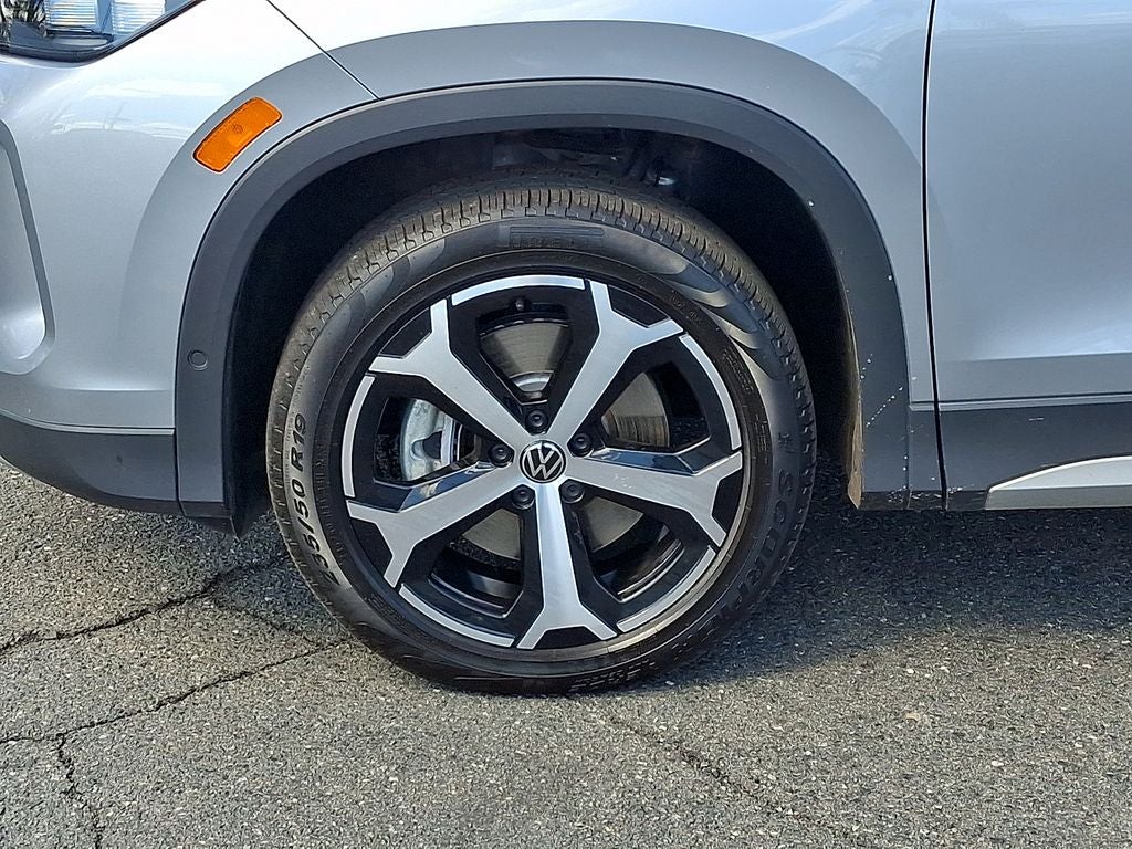 2025 Volkswagen Tiguan 2.0T SE