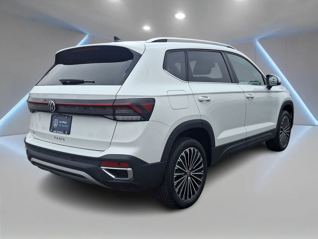 2025 Volkswagen Taos 1.5T SE