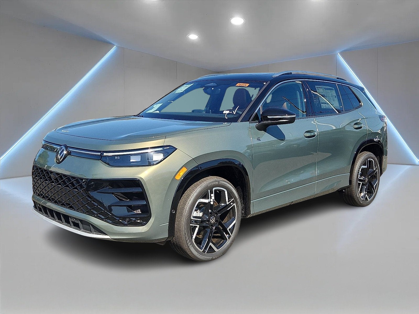 2026 Volkswagen Tiguan SEL R-Line Turbo