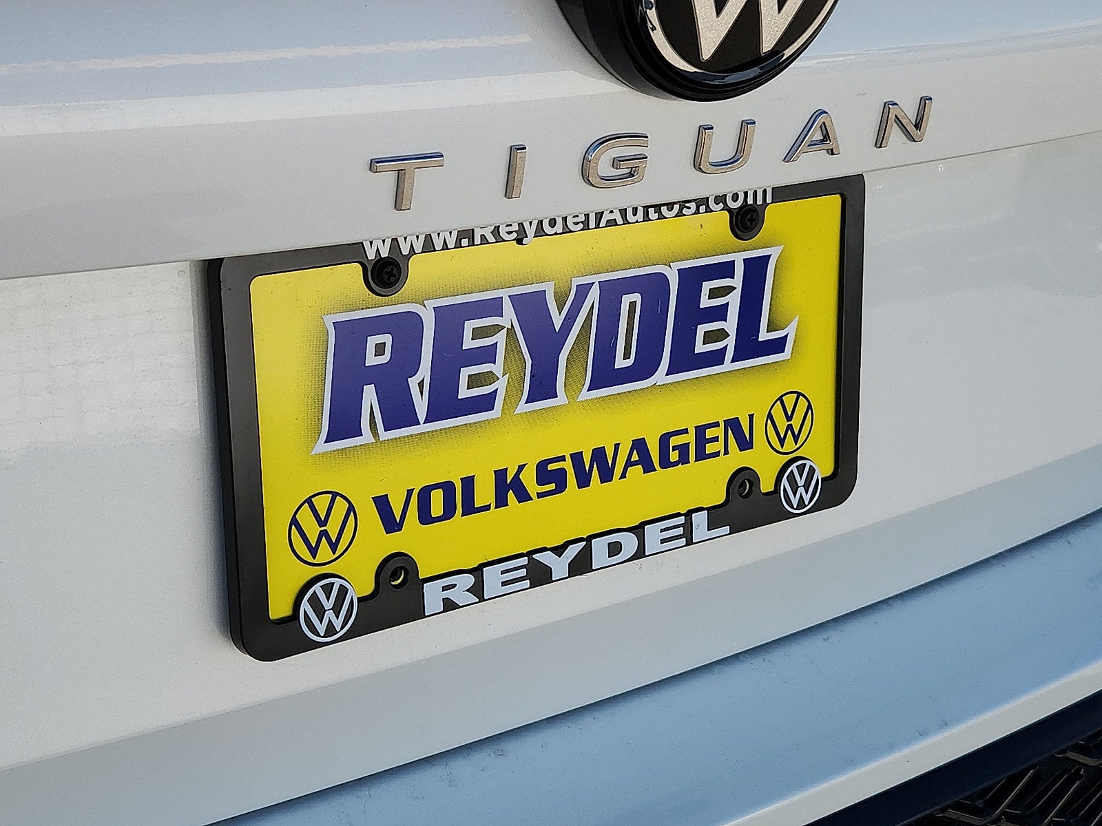 2026 Volkswagen Tiguan SEL R-Line Turbo