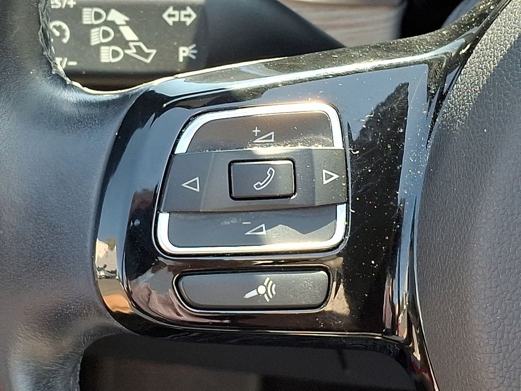 2018 Volkswagen Beetle 2.0T Coast