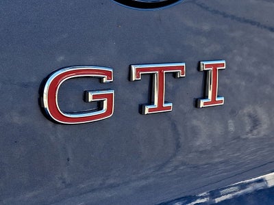 2025 Volkswagen Golf GTI 2.0T SE