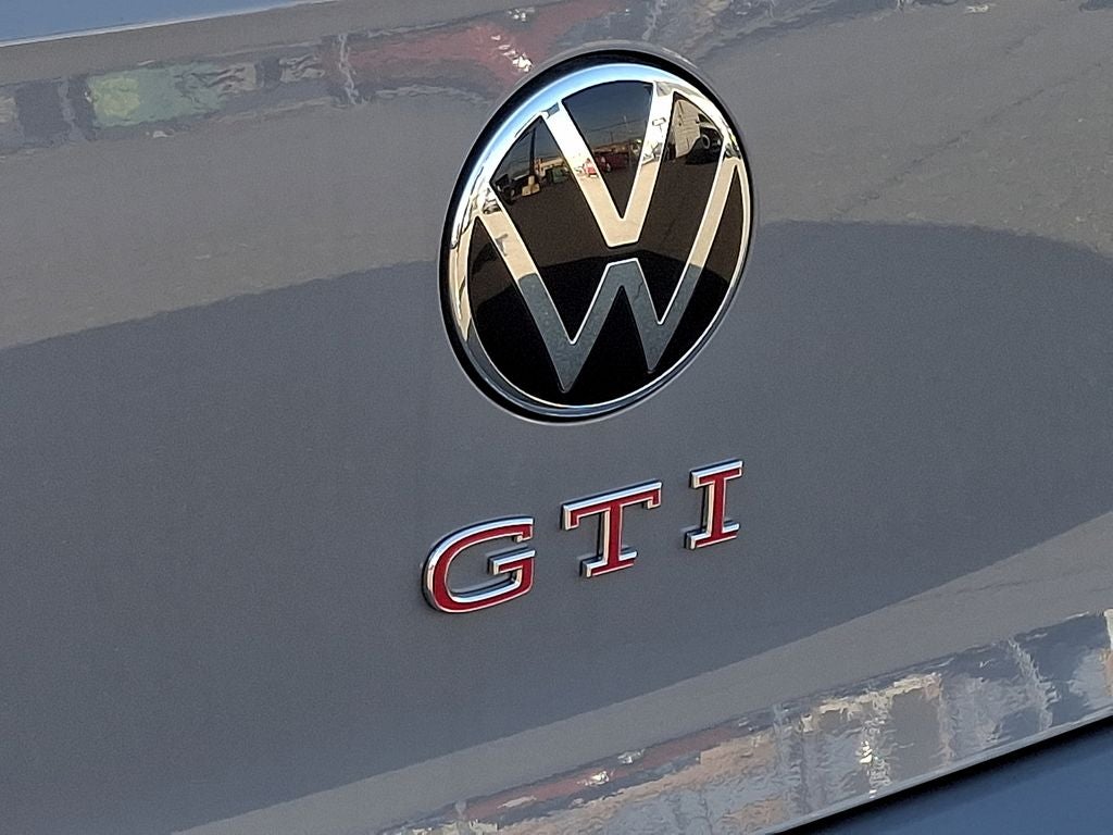2026 Volkswagen Golf GTI Autobahn