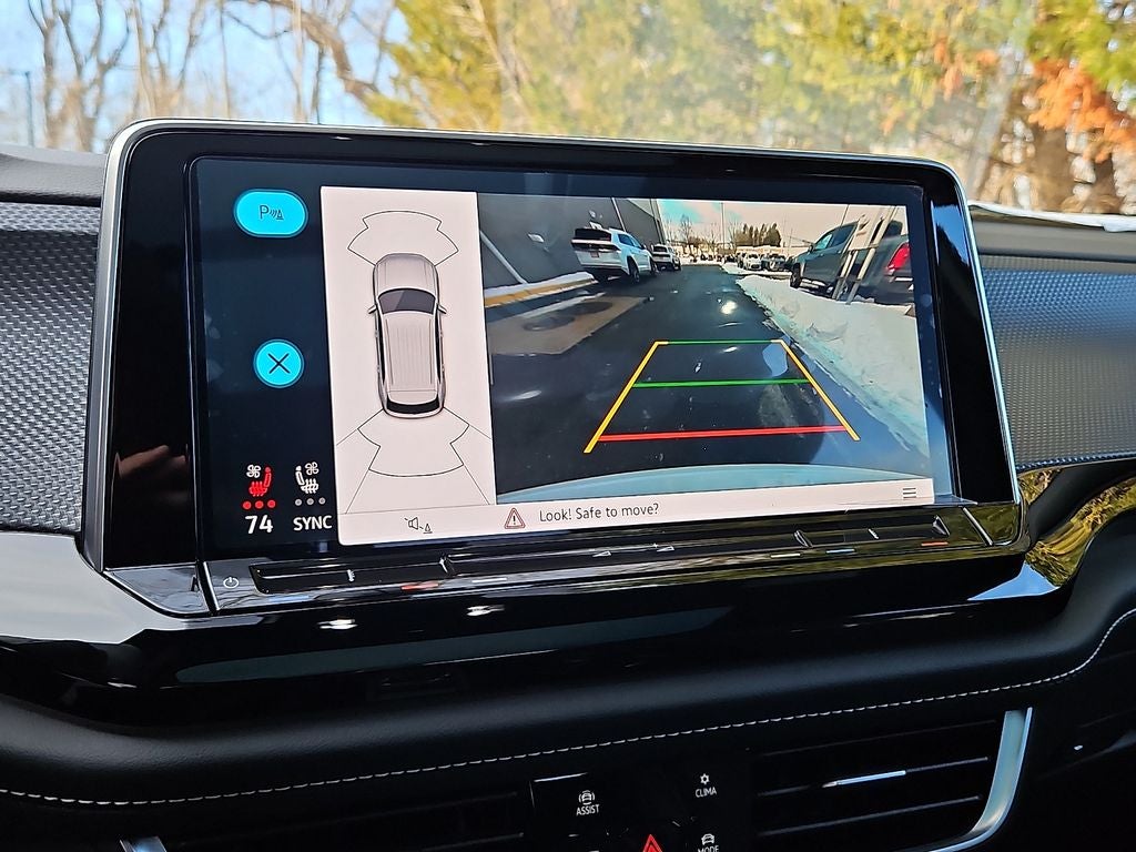 2024 Volkswagen Atlas Cross Sport 2.0T SEL R-Line