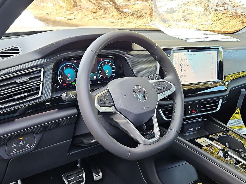 2024 Volkswagen Atlas Cross Sport 2.0T SEL R-Line