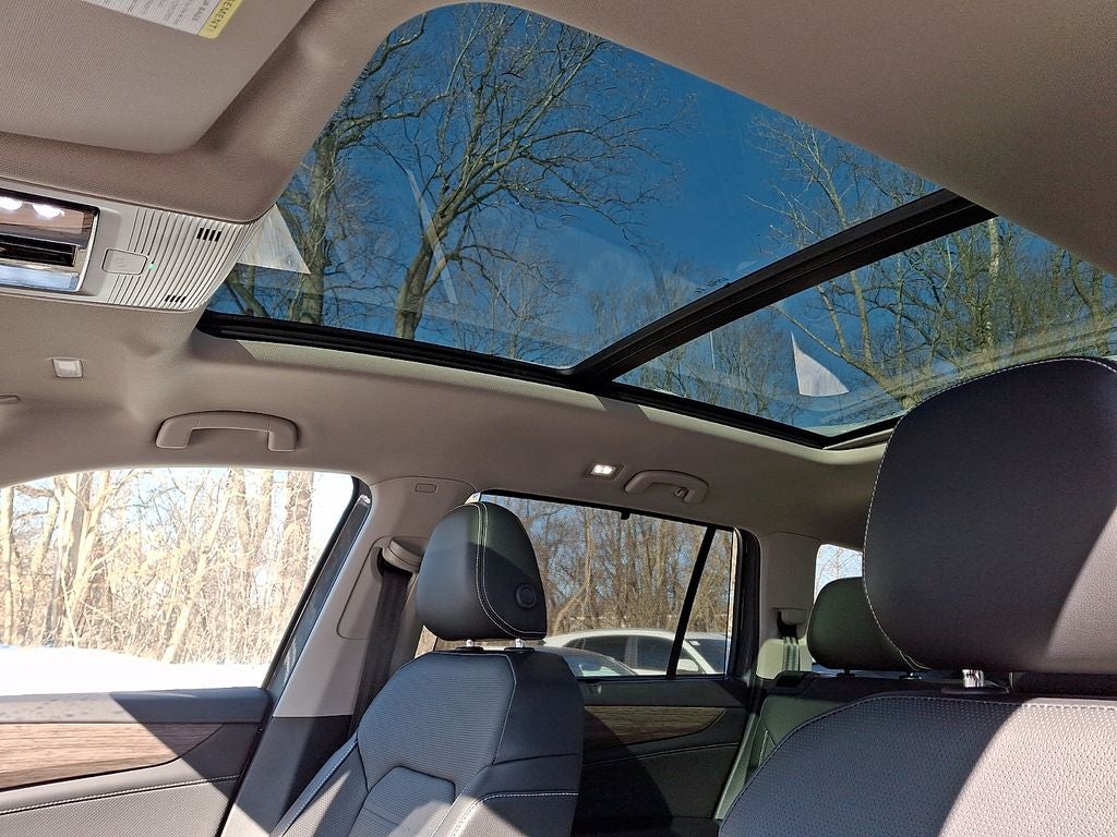 2025 Volkswagen Atlas 2.0T SEL