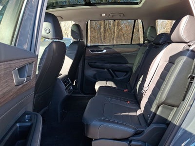 2025 Volkswagen Atlas 2.0T SEL