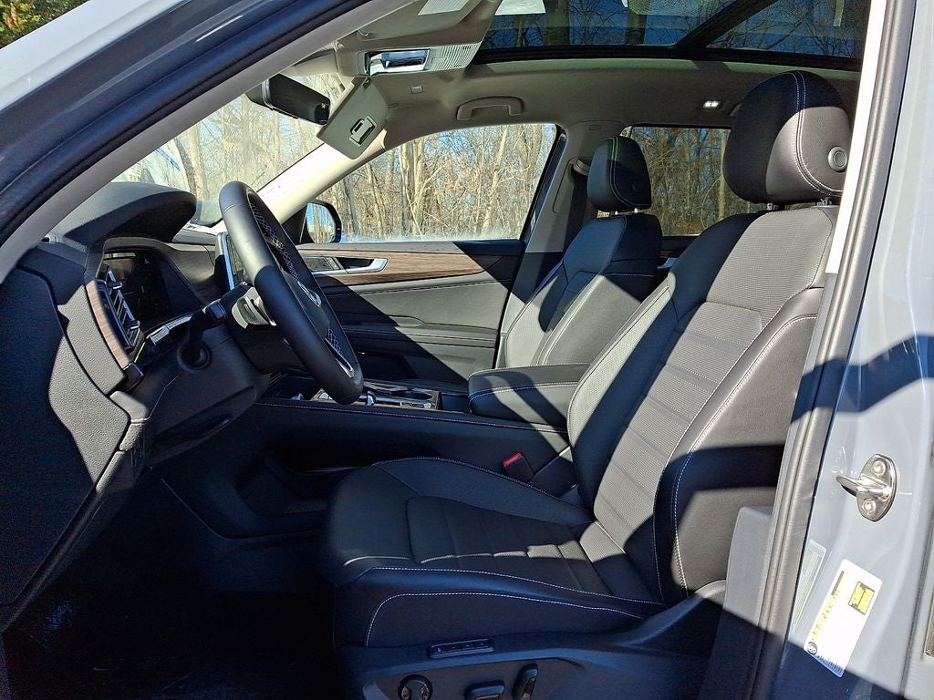 2025 Volkswagen Atlas 2.0T SEL