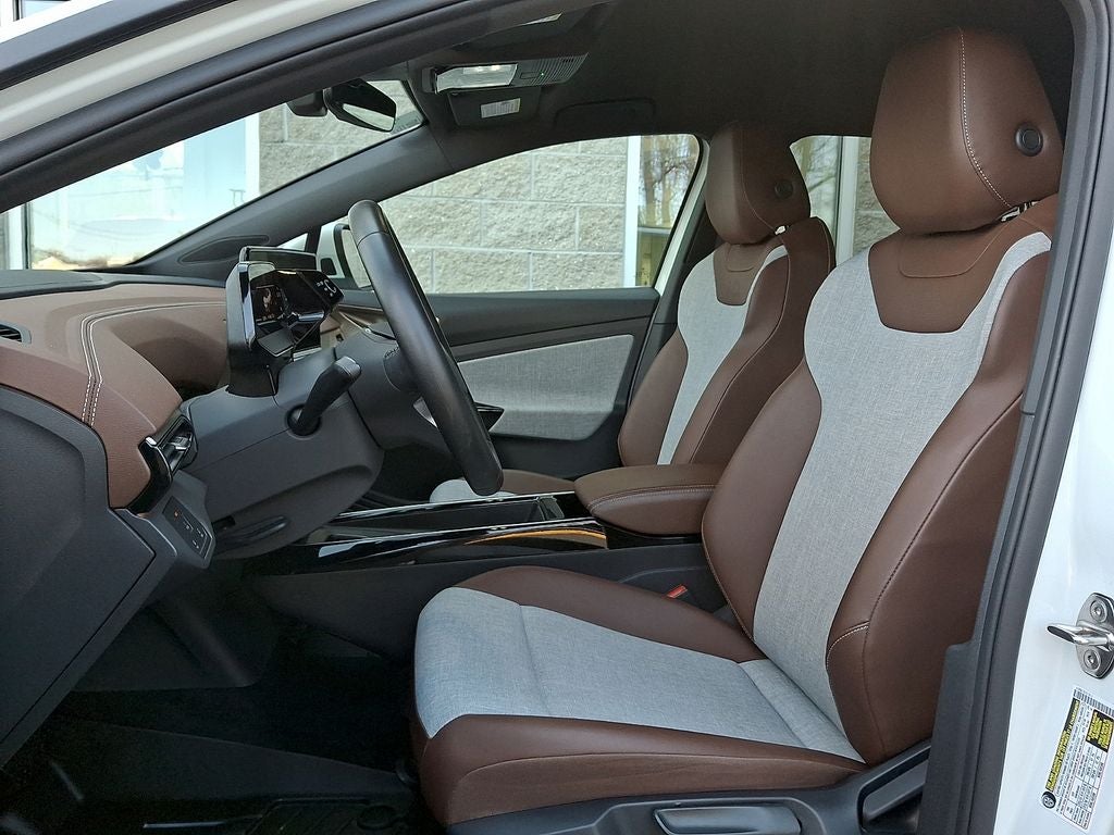2023 Volkswagen ID.4 Pro