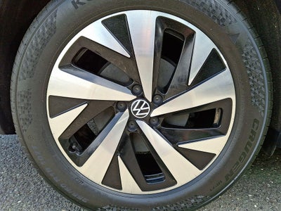2023 Volkswagen ID.4 Pro