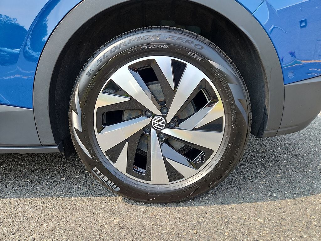 2025 Volkswagen ID.4 Pro