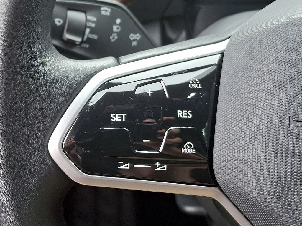 2025 Volkswagen ID.4 Pro