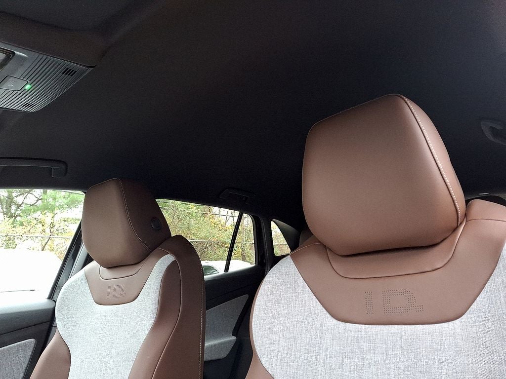 2025 Volkswagen ID.4 Pro