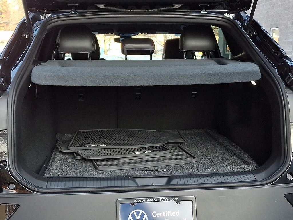 2025 Volkswagen ID.4 Pro