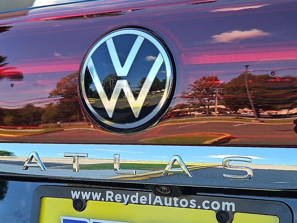 2026 Volkswagen Atlas Cross Sport 2.0T SEL Premium R-Line