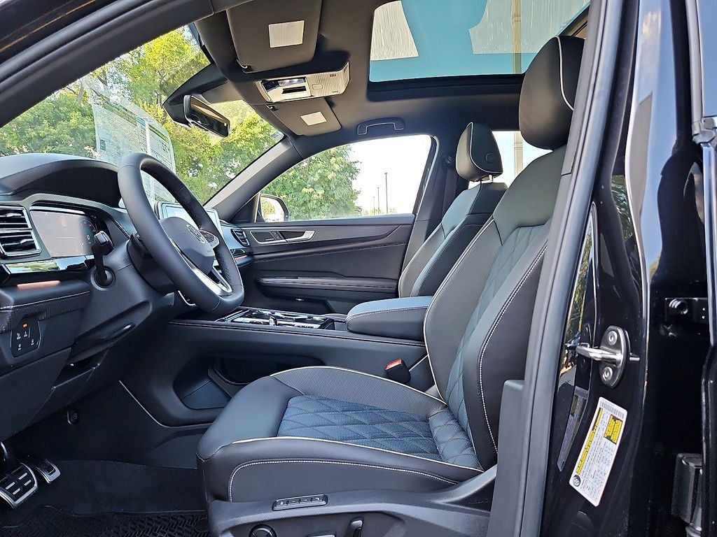 2026 Volkswagen Atlas Cross Sport 2.0T SEL Premium R-Line