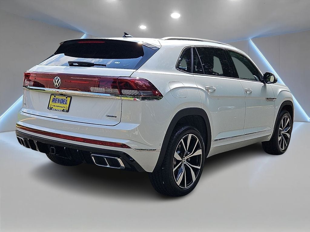 2026 Volkswagen Atlas Cross Sport 2.0T SEL Premium R-Line