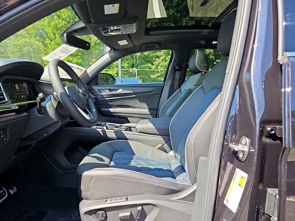 2026 Volkswagen Atlas Cross Sport 2.0T SEL Premium R-Line