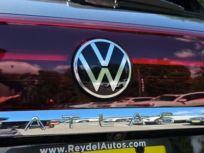 2026 Volkswagen Atlas Cross Sport 2.0T SEL Premium R-Line
