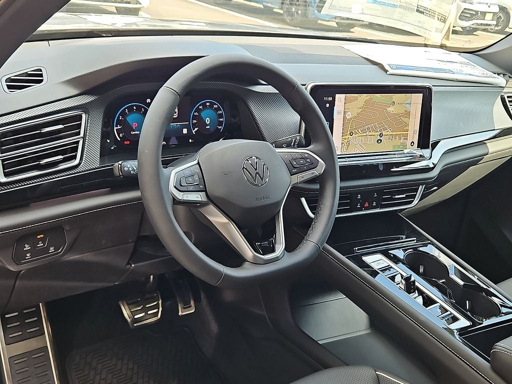 2026 Volkswagen Atlas Cross Sport 2.0T SEL Premium R-Line