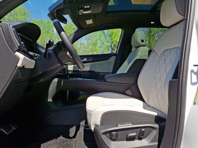 2025 Volkswagen Atlas Cross Sport 2.0T SEL Premium R-Line