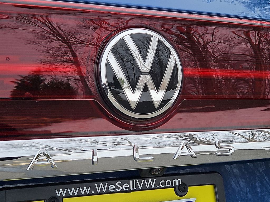 2025 Volkswagen Atlas 2.0T SEL Premium R-Line