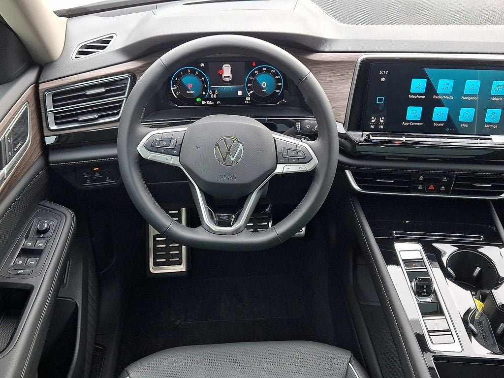 2025 Volkswagen Atlas 2.0T SEL Premium R-Line