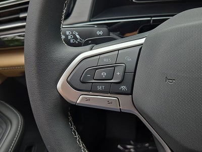 2026 Volkswagen Atlas Cross Sport 2.0T SE w/Technology