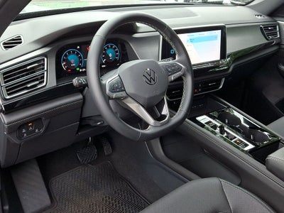 2025 Volkswagen Atlas Cross Sport 2.0T SE w/Technology