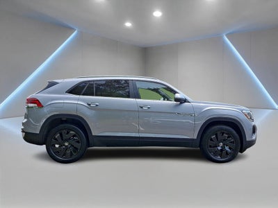 2025 Volkswagen Atlas Cross Sport 2.0T SE w/Technology