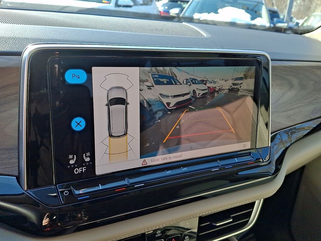 2025 Volkswagen Atlas 2.0T SE w/Technology