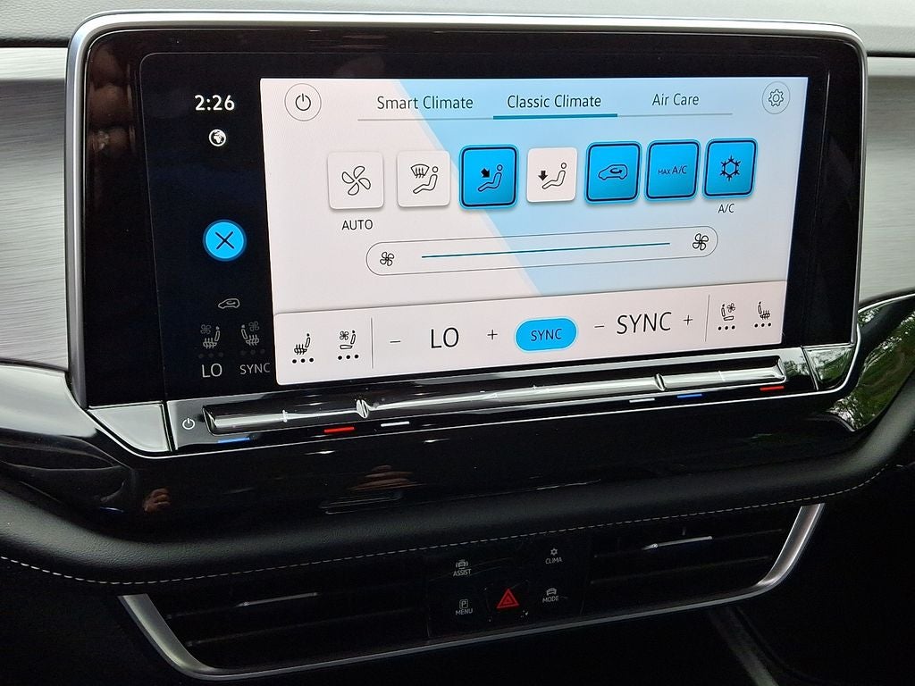 2025 Volkswagen Atlas Cross Sport 2.0T SE w/Technology