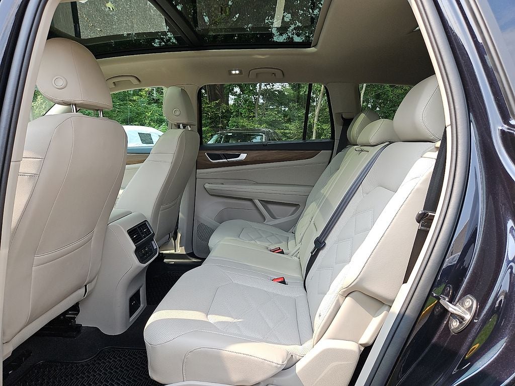 2024 Volkswagen Atlas 2.0T SE w/Technology