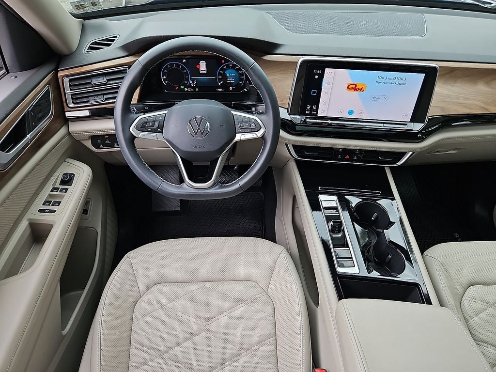 2024 Volkswagen Atlas 2.0T SE w/Technology